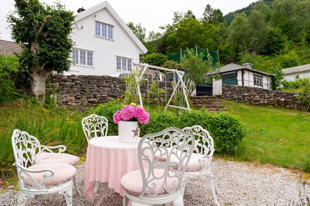 Historisk Sjarm - Moderne Komfort 10Min Fra Bergen Bagian luar foto